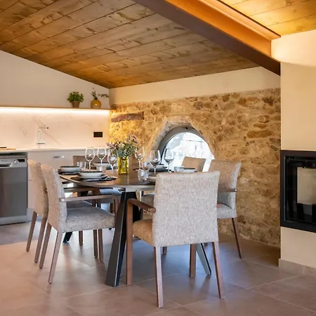 Cannn Patllari De Corts I Ii Villa Cornella de Terri